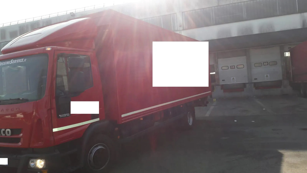 IVECO EUROCARGO 120E18 - Xe tải hộp: hình 3 IVECO EUROCARGO 120E18 - Xe tải hộp: hình 3
