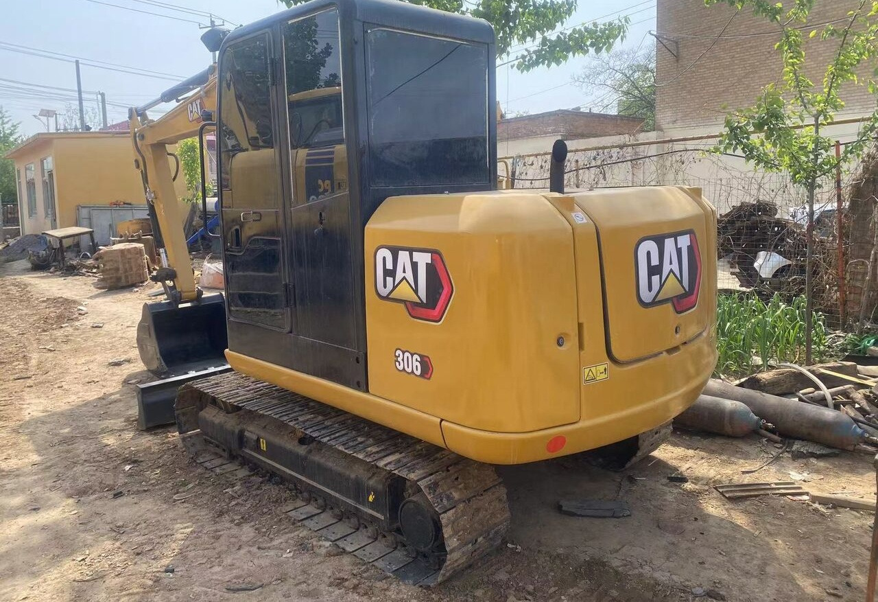 Caterpillar 306D - Máy xúc mini: hình 2 Caterpillar 306D - Máy xúc mini: hình 2