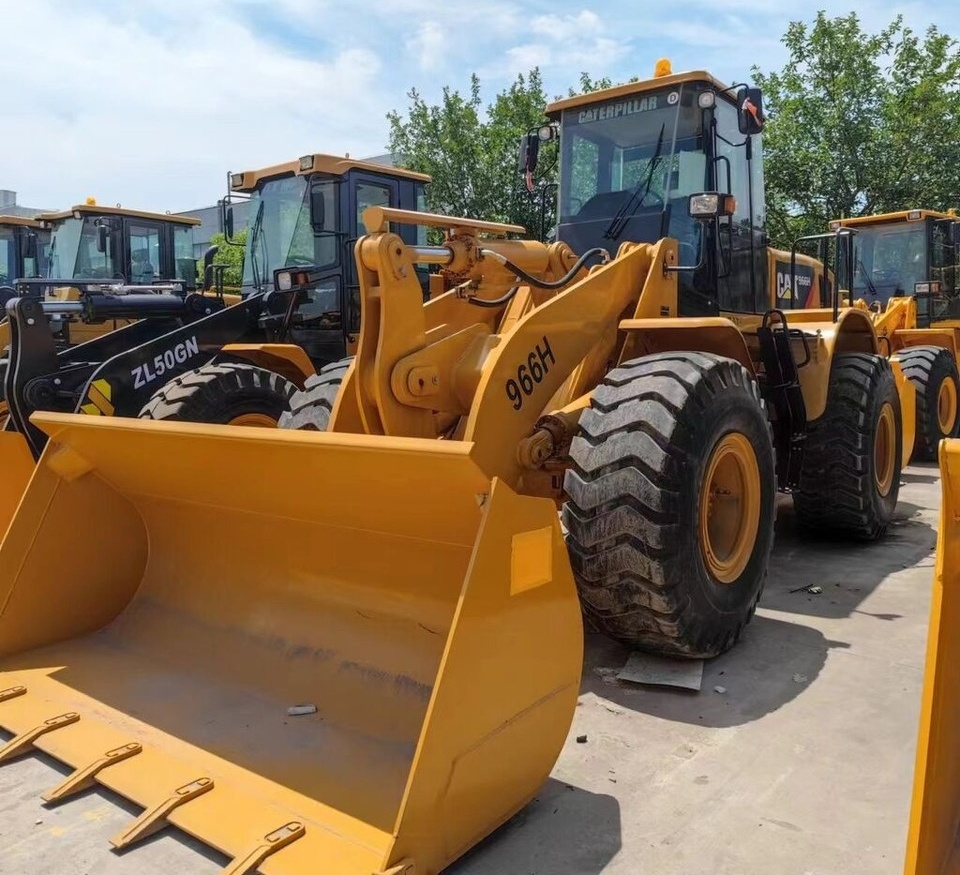 Caterpillar 966H - Máy xúc lật bánh lốp: hình 3 Caterpillar 966H - Máy xúc lật bánh lốp: hình 3