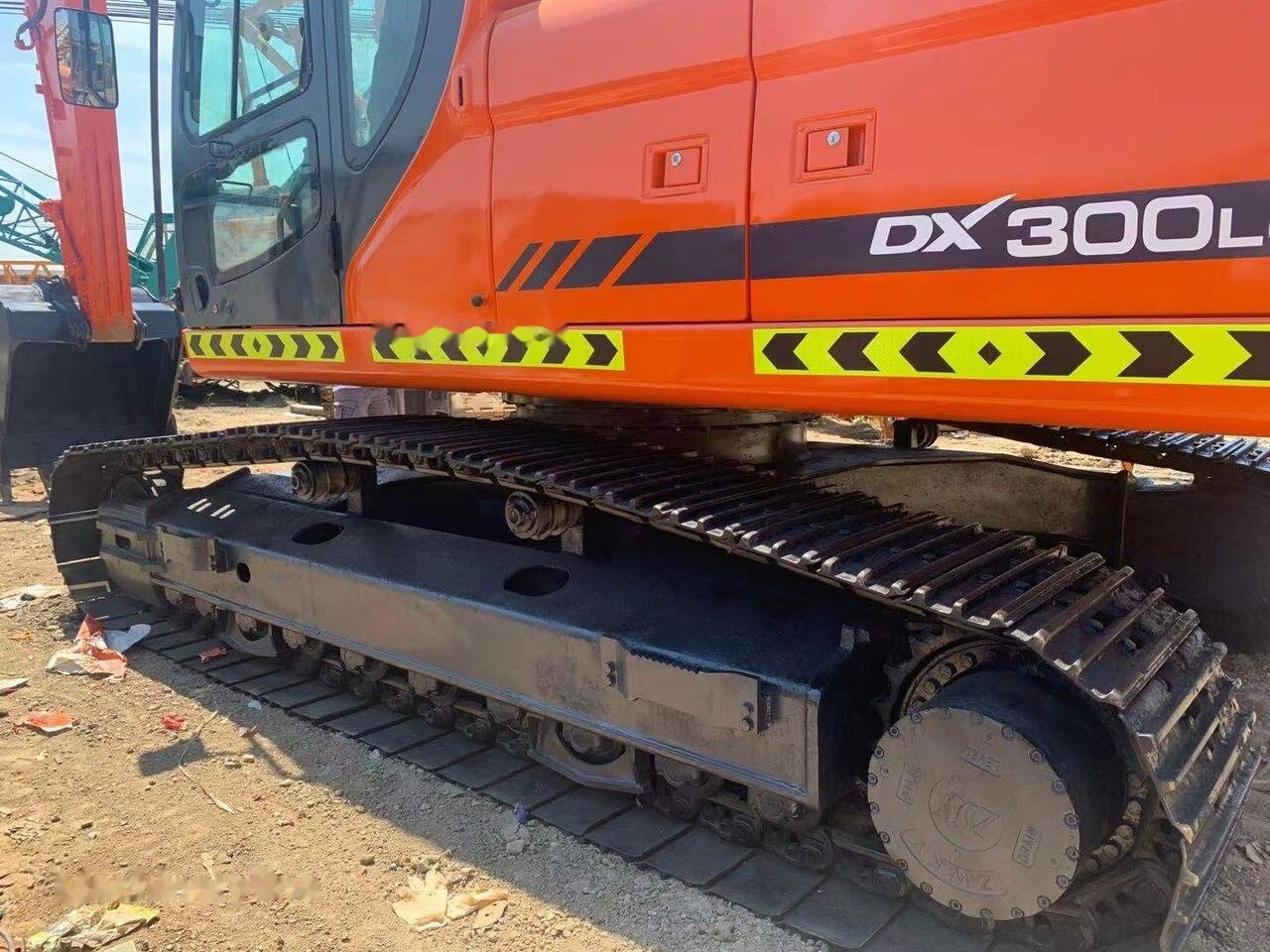 Máy xúc bánh xích Doosan DX300: hình 8
