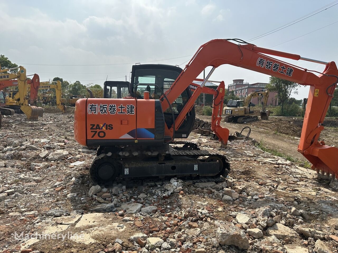 Hitachi ZX70 - Máy xúc mini: hình 4 Hitachi ZX70 - Máy xúc mini: hình 4
