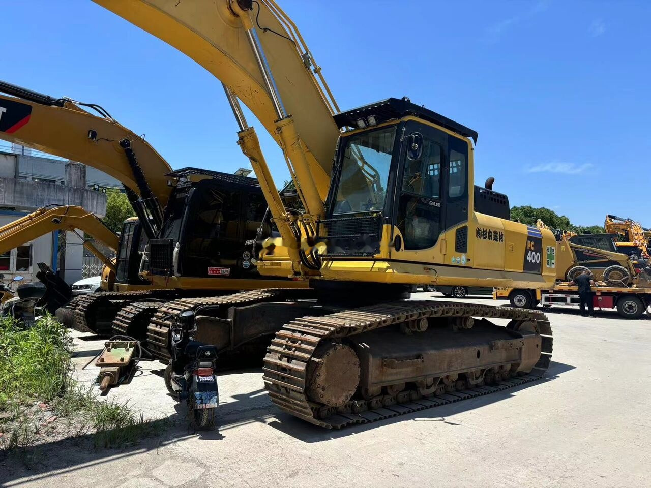 Komatsu PC400-8 - Máy xúc bánh xích: hình 5 Komatsu PC400-8 - Máy xúc bánh xích: hình 5