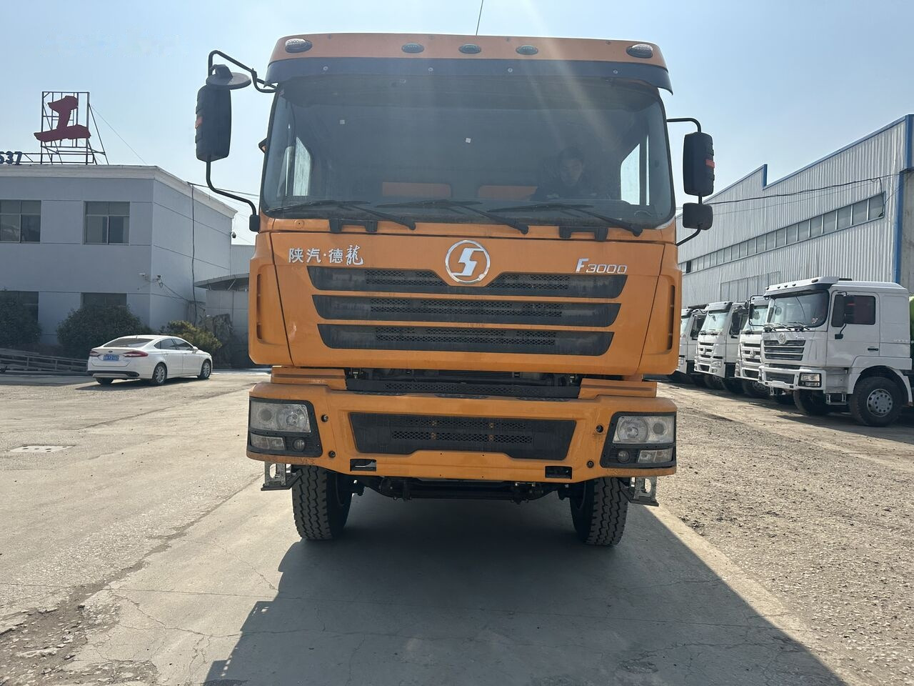 Xe ben Shacman F3000: hình 6 Xe ben Shacman F3000: hình 6