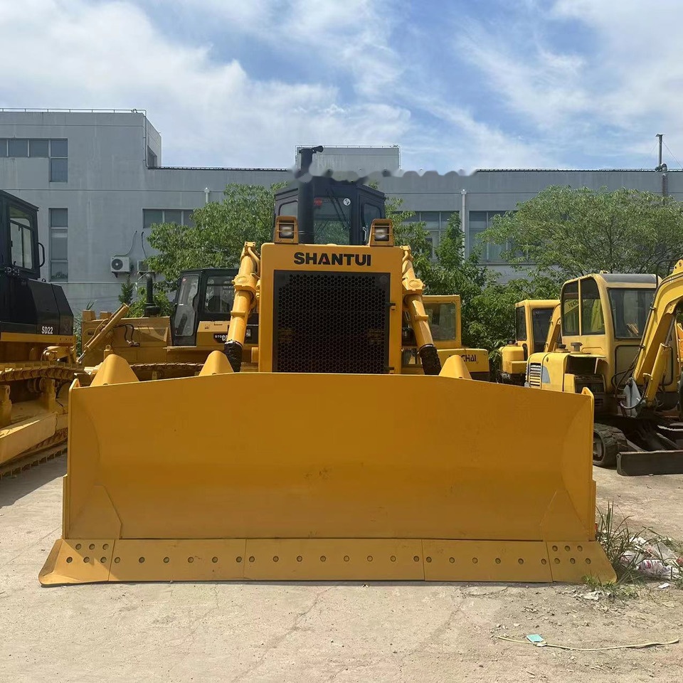 Shantui SD22 - Máy ủi: hình 2 Shantui SD22 - Máy ủi: hình 2