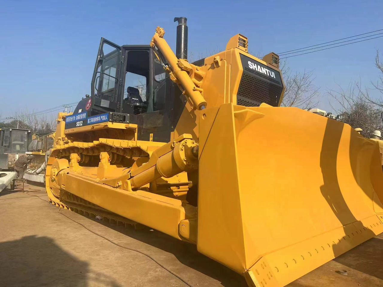 Shantui SD32 - Máy ủi: hình 4 Shantui SD32 - Máy ủi: hình 4