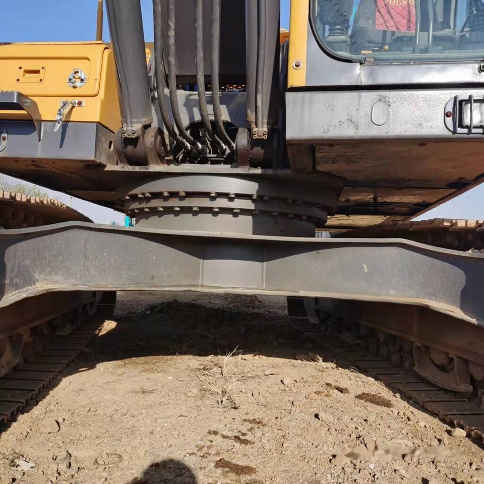 Volvo EC210BLC - Máy xúc bánh xích: hình 1 Volvo EC210BLC - Máy xúc bánh xích: hình 1