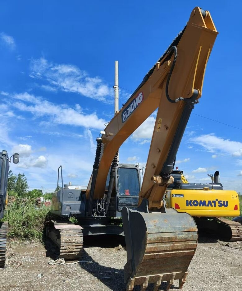 XCMG XE215DA - Máy xúc bánh xích: hình 3 XCMG XE215DA - Máy xúc bánh xích: hình 3