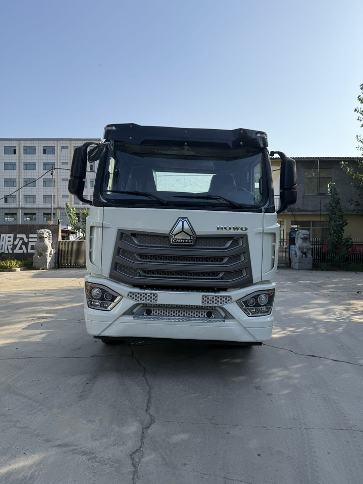 HOWO 6x4 - Xe đầu kéo: hình 3 HOWO 6x4 - Xe đầu kéo: hình 3