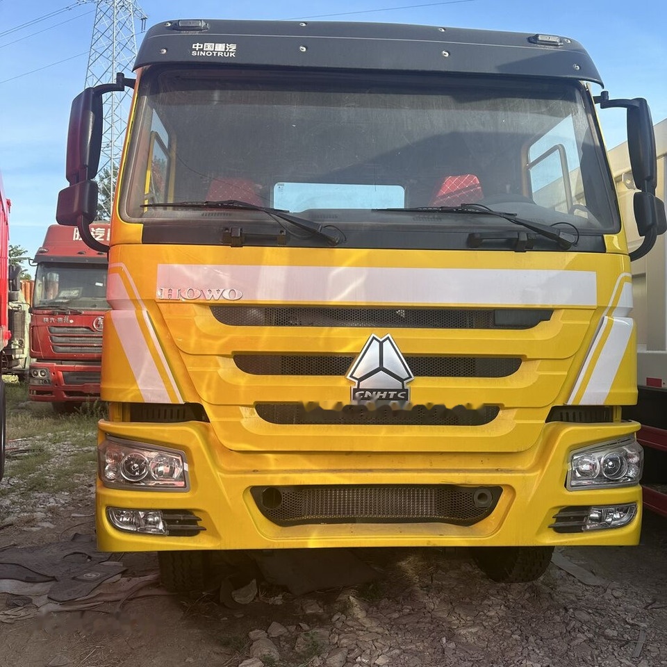 Howo 371 - Xe đầu kéo: hình 2 Howo 371 - Xe đầu kéo: hình 2