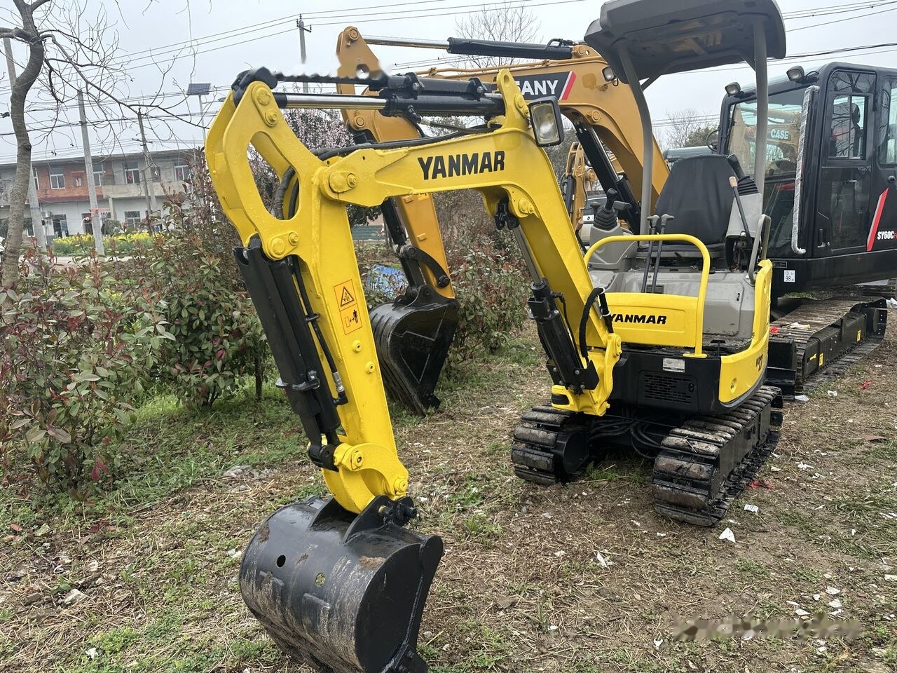 Yanmar VIO17 - Máy xúc mini: hình 3 Yanmar VIO17 - Máy xúc mini: hình 3