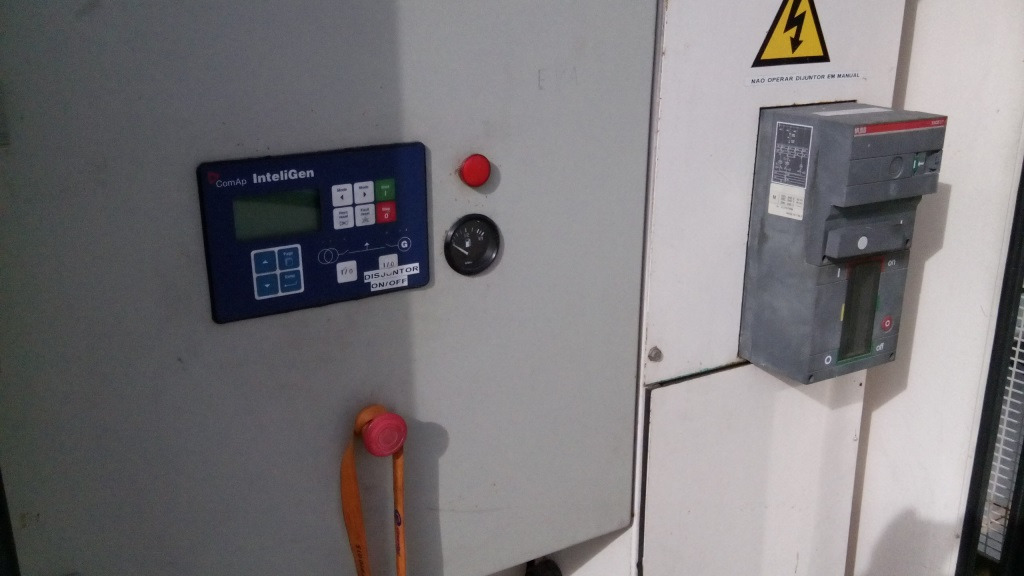 FG P600P1 600 kVA - Bộ phát điện: hình 4 FG P600P1 600 kVA - Bộ phát điện: hình 4