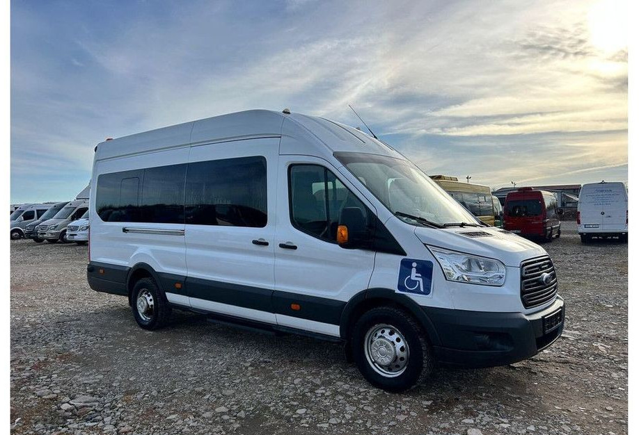 Ford Transit - Xe bus mini, Xe van chở khách: hình 2 Ford Transit - Xe bus mini, Xe van chở khách: hình 2