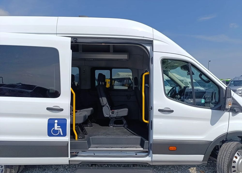 Xe bus mini, Xe van chở khách mới Ford Transit: hình 19