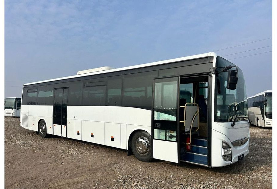 Iveco Crossway - Xe bus ngoại ô: hình 3 Iveco Crossway - Xe bus ngoại ô: hình 3