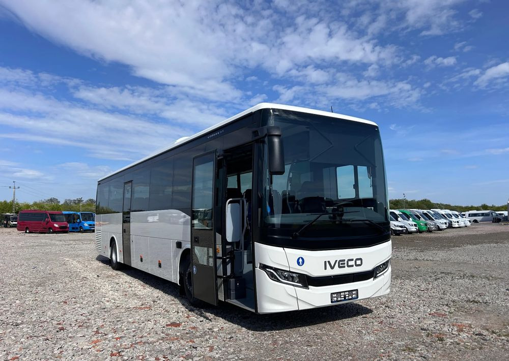 Iveco Crossway - Xe bus ngoại ô: hình 1 Iveco Crossway - Xe bus ngoại ô: hình 1