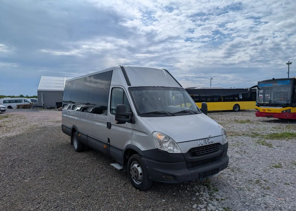Iveco Daily 50C14 - Xe bus mini, Xe van chở khách: hình 1 Iveco Daily 50C14 - Xe bus mini, Xe van chở khách: hình 1