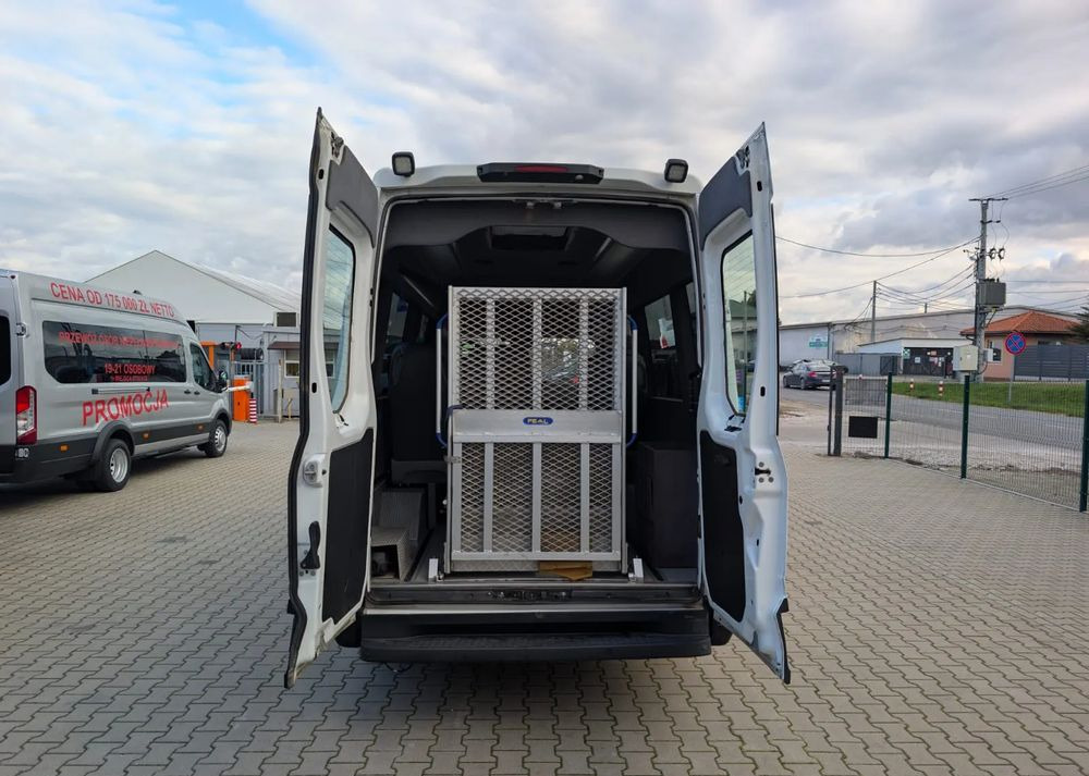 Iveco Daily - Xe bus mini, Xe van chở khách: hình 5 Iveco Daily - Xe bus mini, Xe van chở khách: hình 5