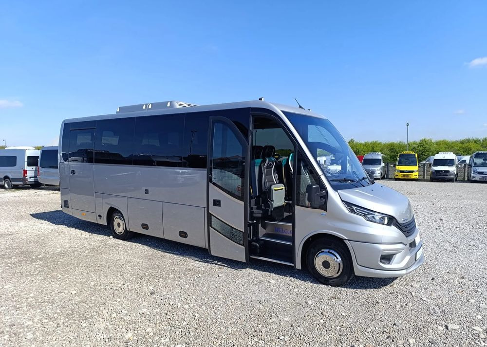Iveco Daily - Xe bus mini, Xe van chở khách: hình 2 Iveco Daily - Xe bus mini, Xe van chở khách: hình 2