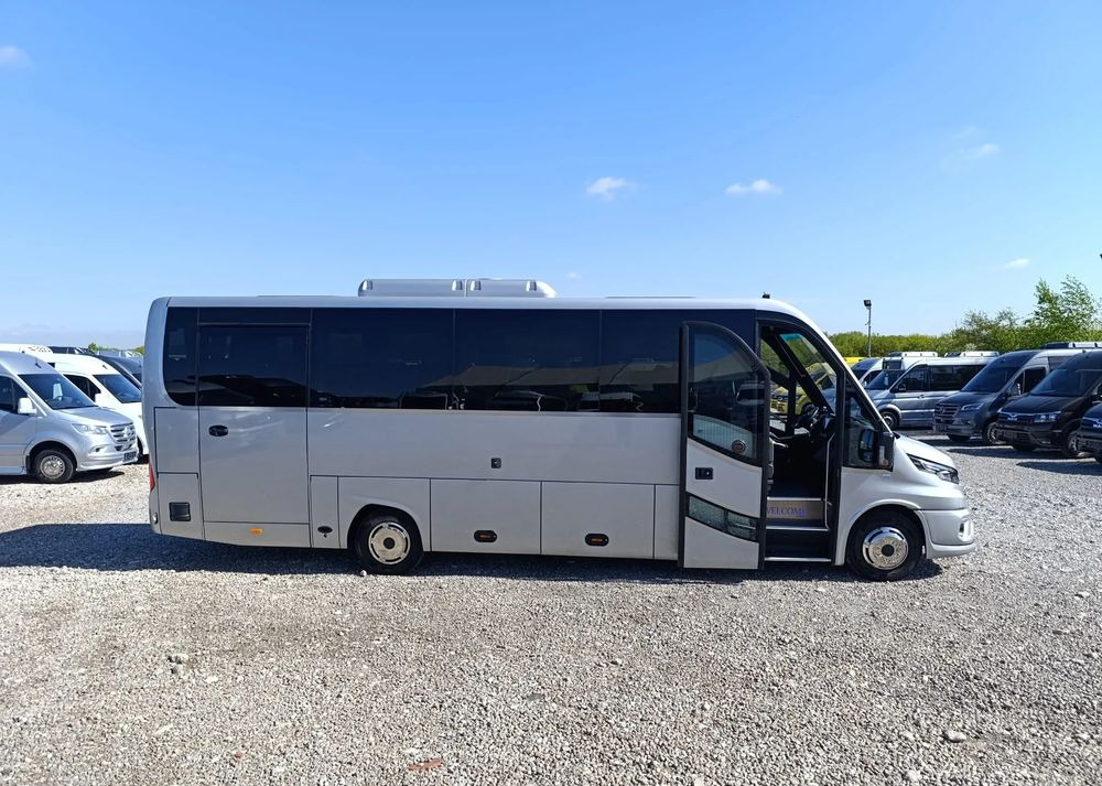 Iveco Daily - Xe bus mini, Xe van chở khách: hình 3 Iveco Daily - Xe bus mini, Xe van chở khách: hình 3