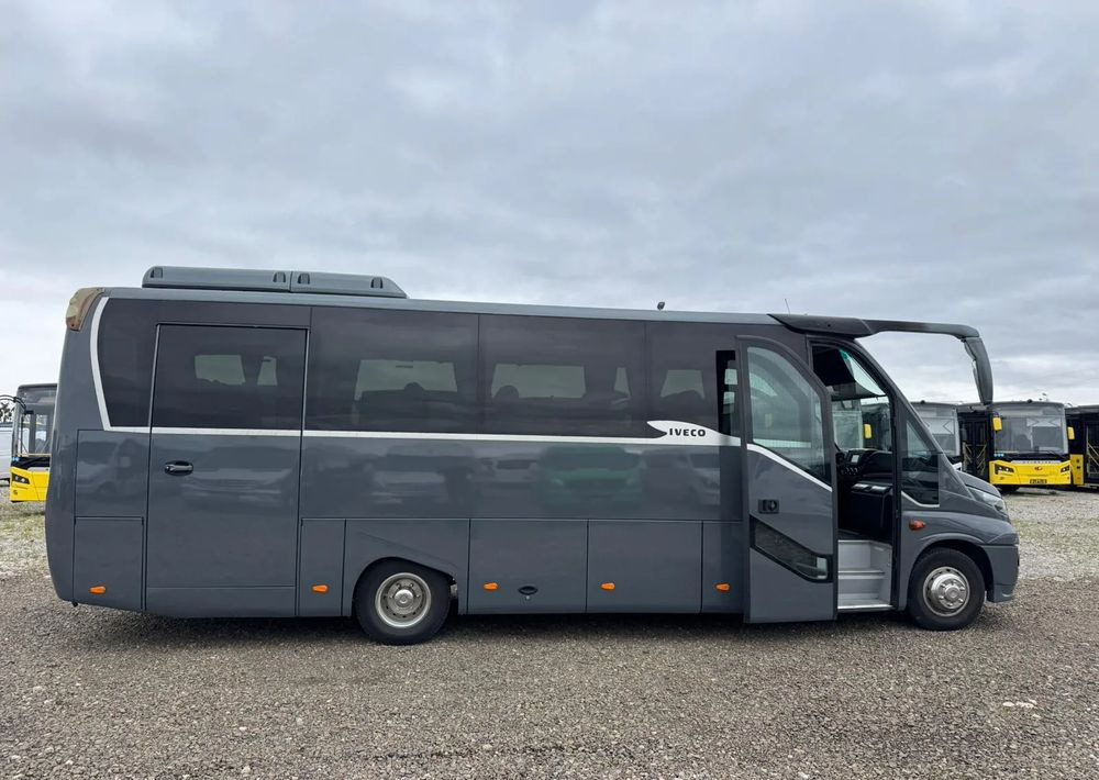Iveco Daily - Xe bus mini, Xe van chở khách: hình 2 Iveco Daily - Xe bus mini, Xe van chở khách: hình 2
