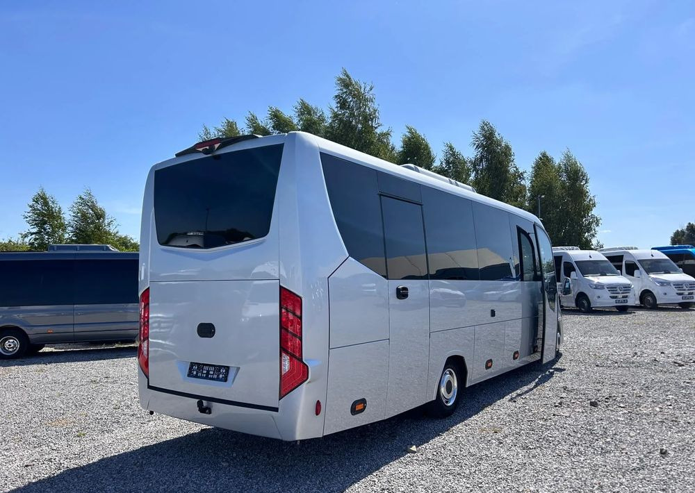 Iveco Daily - Xe bus mini, Xe van chở khách: hình 5 Iveco Daily - Xe bus mini, Xe van chở khách: hình 5