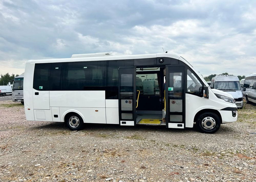 Iveco Daily Rosero City - Xe bus mini, Xe van chở khách: hình 3 Iveco Daily Rosero City - Xe bus mini, Xe van chở khách: hình 3