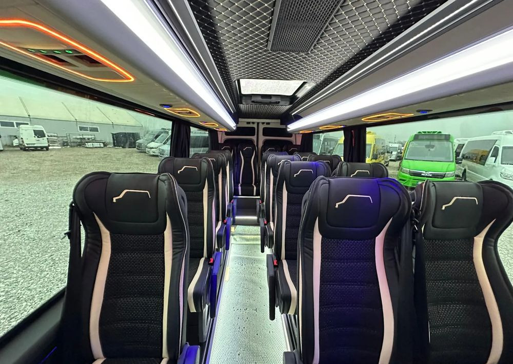 Xe bus mini, Xe van chở khách mới MAN TGE 5.160: hình 12