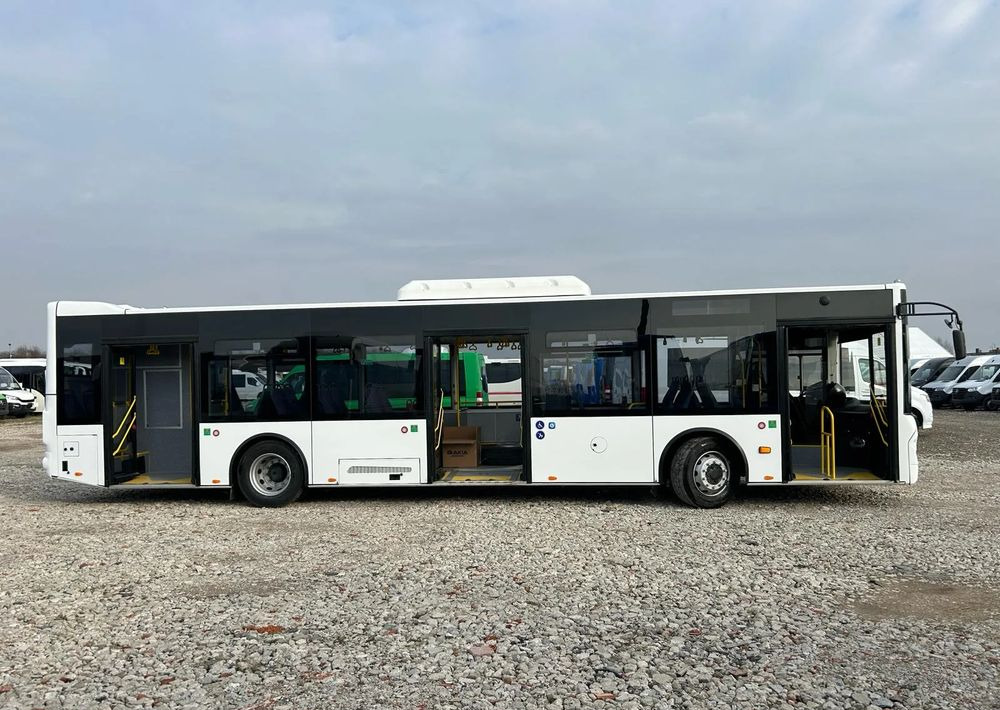 Mercedes-Benz Akia 12 - Xe bus đô thị: hình 3 Mercedes-Benz Akia 12 - Xe bus đô thị: hình 3