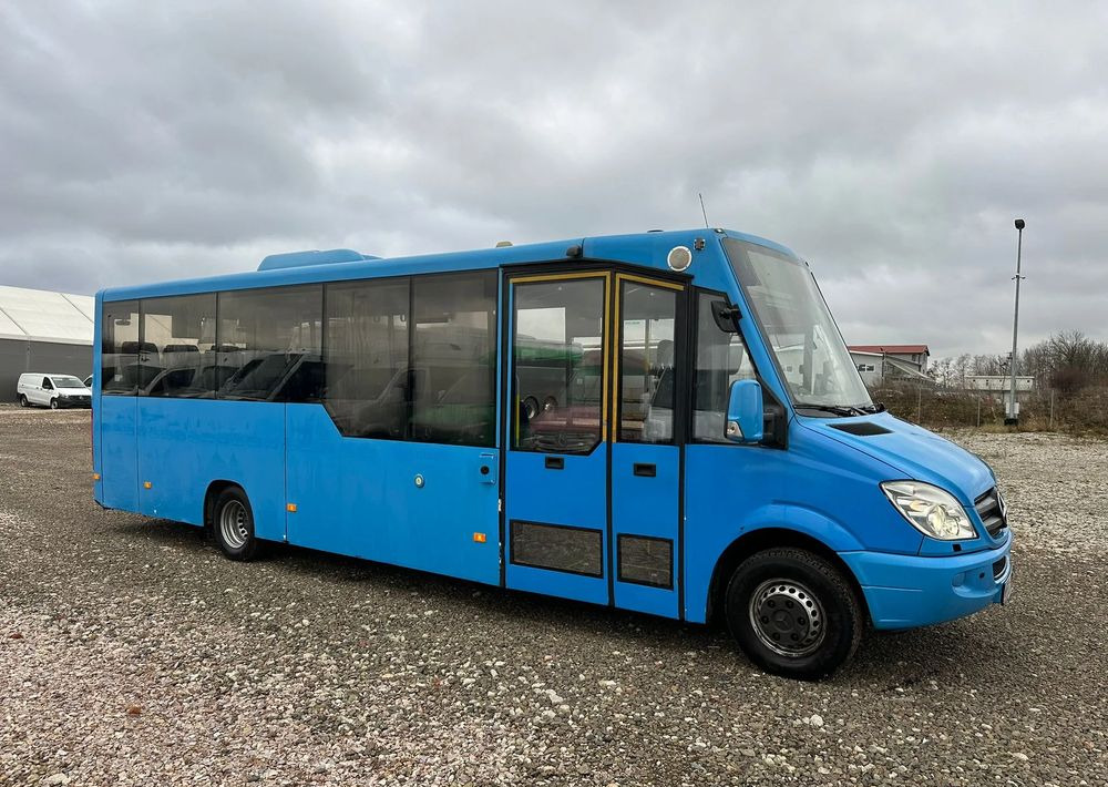 Mercedes-Benz Sprinter 516 - Xe bus đô thị: hình 1 Mercedes-Benz Sprinter 516 - Xe bus đô thị: hình 1