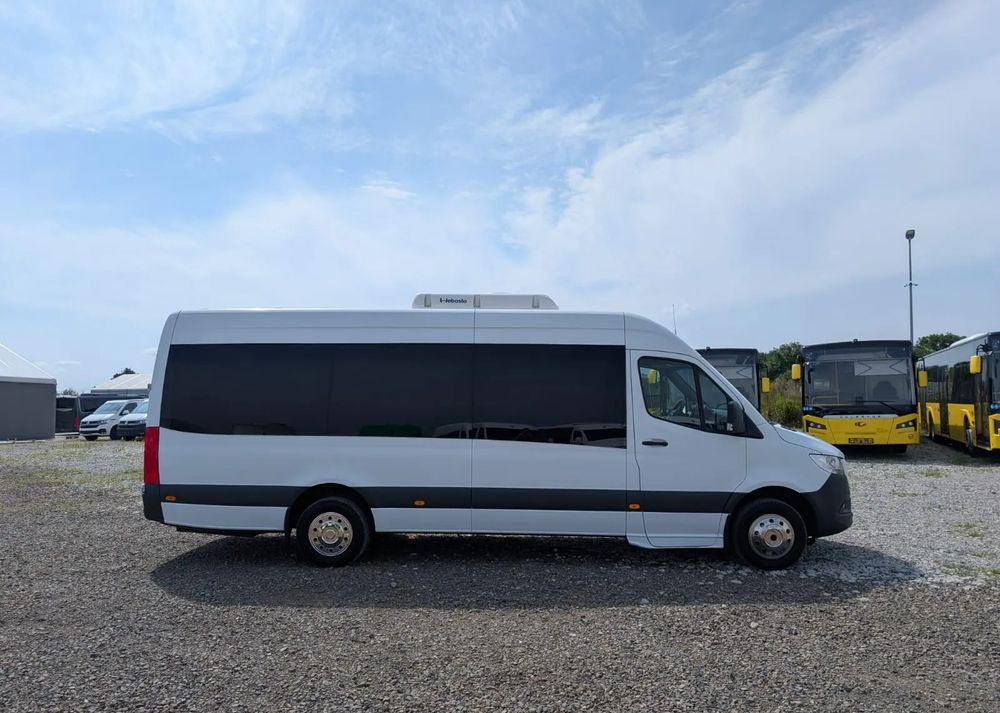 Mercedes-Benz Sprinter 516 - Xe bus mini, Xe van chở khách: hình 3 Mercedes-Benz Sprinter 516 - Xe bus mini, Xe van chở khách: hình 3
