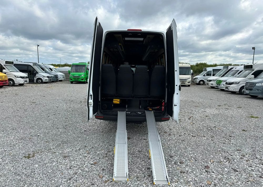 Mercedes-Benz Sprinter 517 - Xe bus mini, Xe van chở khách: hình 5 Mercedes-Benz Sprinter 517 - Xe bus mini, Xe van chở khách: hình 5