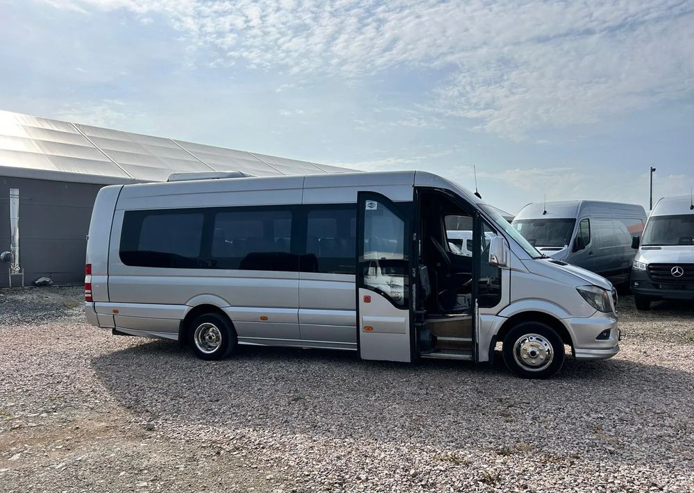Mercedes-Benz Sprinter 519 - Xe bus mini, Xe van chở khách: hình 2 Mercedes-Benz Sprinter 519 - Xe bus mini, Xe van chở khách: hình 2
