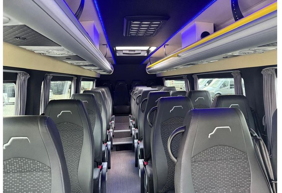Xe bus mini, Xe van chở khách mới Mercedes-Benz Sprinter 519: hình 14