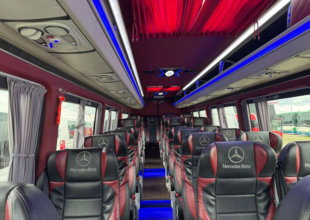 Xe bus mini, Xe van chở khách Mercedes-Benz Sprinter 519: hình 16
