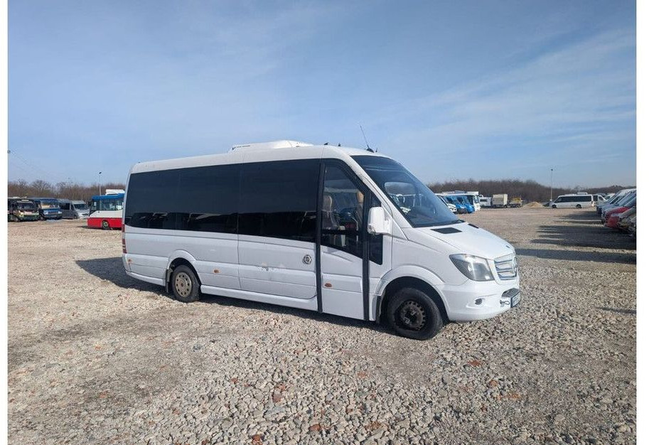 Mercedes-Benz Sprinter 519 - Xe bus mini, Xe van chở khách: hình 2 Mercedes-Benz Sprinter 519 - Xe bus mini, Xe van chở khách: hình 2