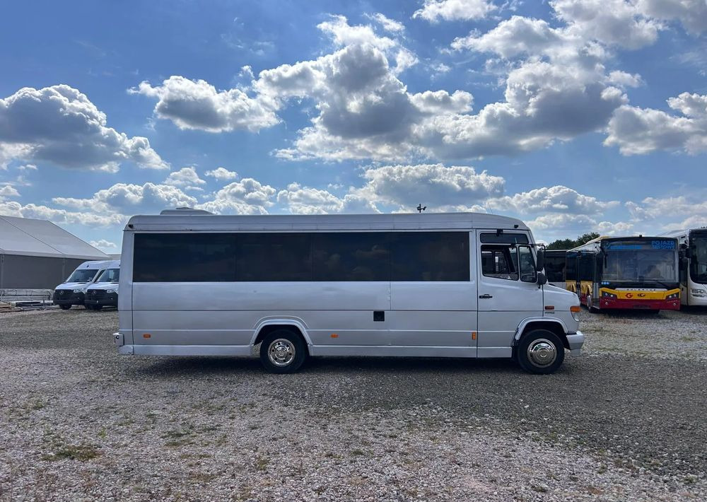 Mercedes-Benz Vario - Xe bus ngoại ô: hình 3 Mercedes-Benz Vario - Xe bus ngoại ô: hình 3