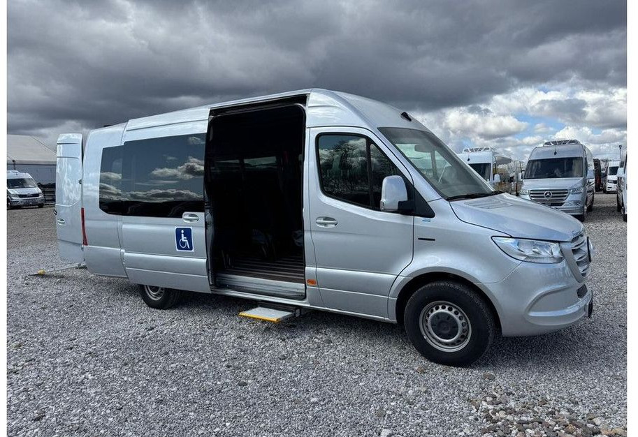 Mercedes-Benz eSprinter - Xe bus mini, Xe buýt điện: hình 3 Mercedes-Benz eSprinter - Xe bus mini, Xe buýt điện: hình 3