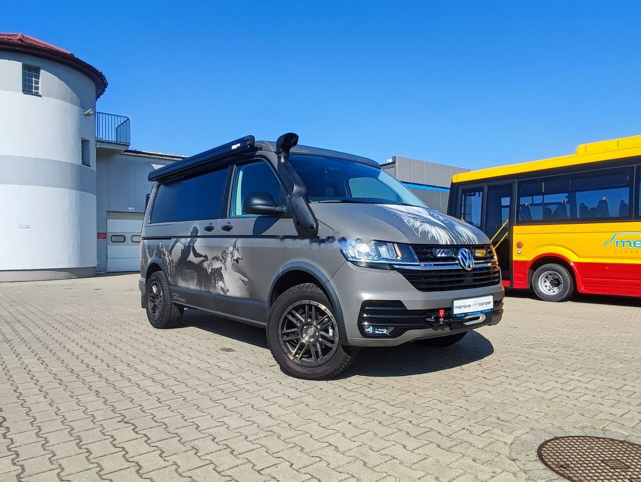 Volkswagen T6.1 4x4 Mercus OFF-ROAD - Xe van cắm trại: hình 2 Volkswagen T6.1 4x4 Mercus OFF-ROAD - Xe van cắm trại: hình 2