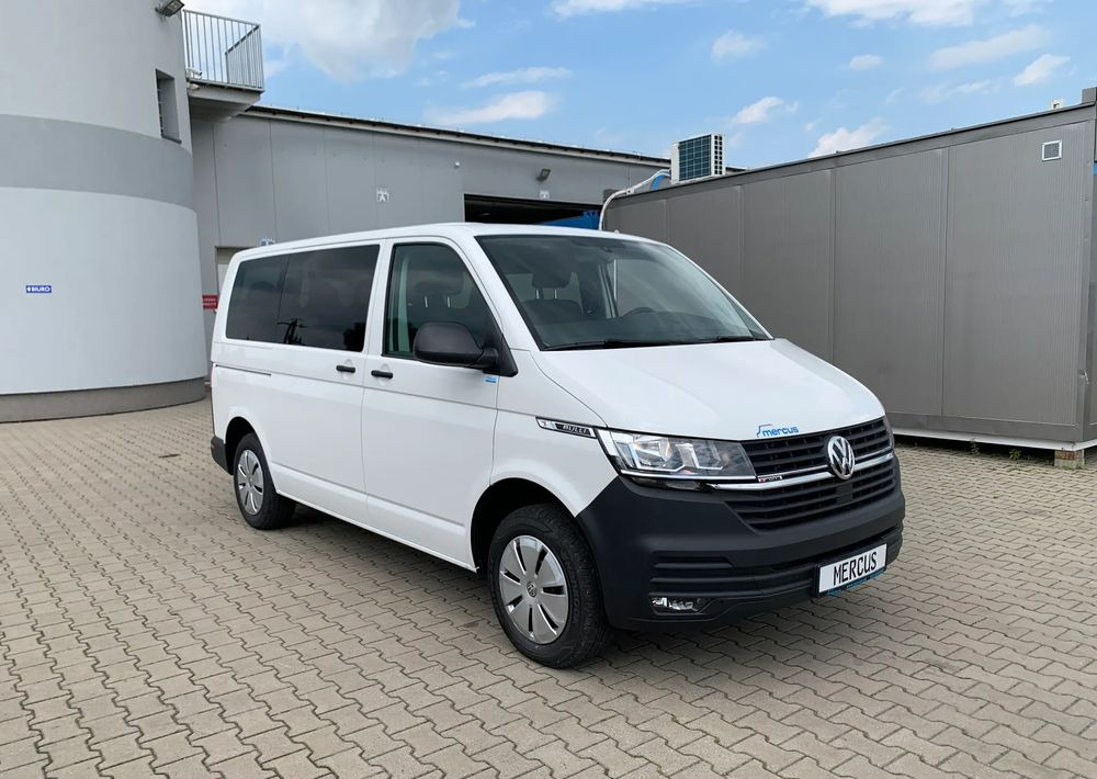 Volkswagen Transporter - Xe bus mini, Xe van chở khách: hình 2 Volkswagen Transporter - Xe bus mini, Xe van chở khách: hình 2