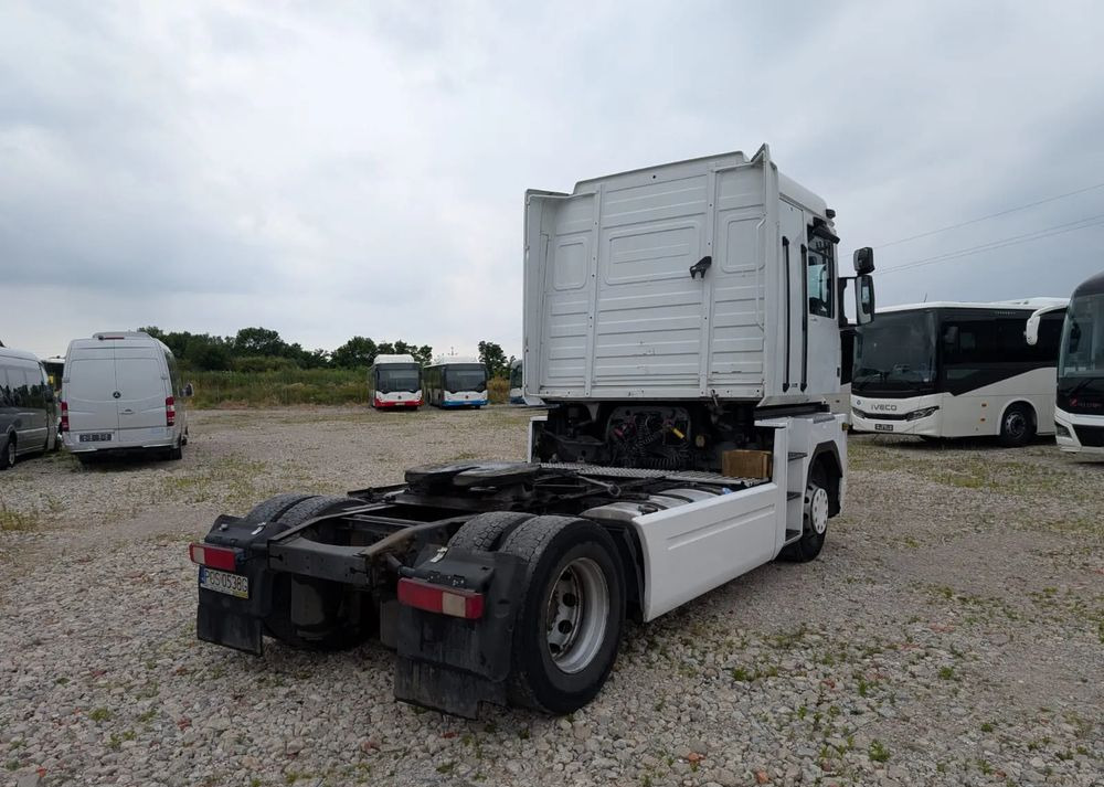 Xe đầu kéo Renault Magnum: hình 6
