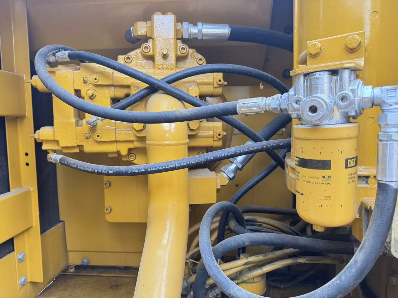 CATERPILLAR 320B - Máy xúc bánh xích: hình 5 CATERPILLAR 320B - Máy xúc bánh xích: hình 5