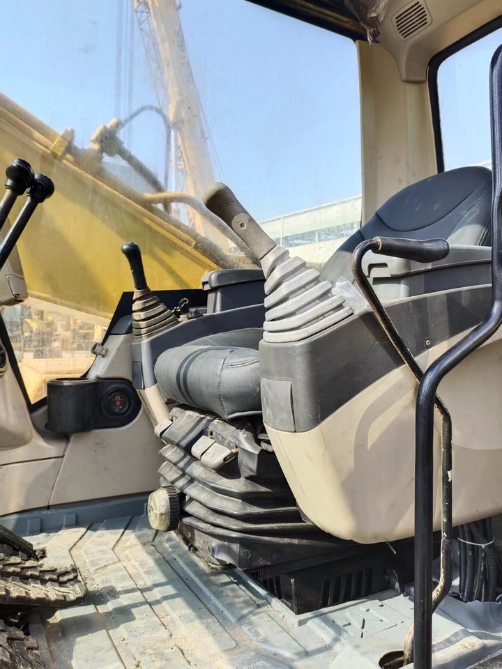 CATERPILLAR 320C - Máy xúc bánh xích: hình 3 CATERPILLAR 320C - Máy xúc bánh xích: hình 3