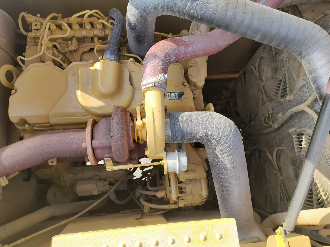 CATERPILLAR 320GC - Máy xúc bánh xích: hình 5 CATERPILLAR 320GC - Máy xúc bánh xích: hình 5