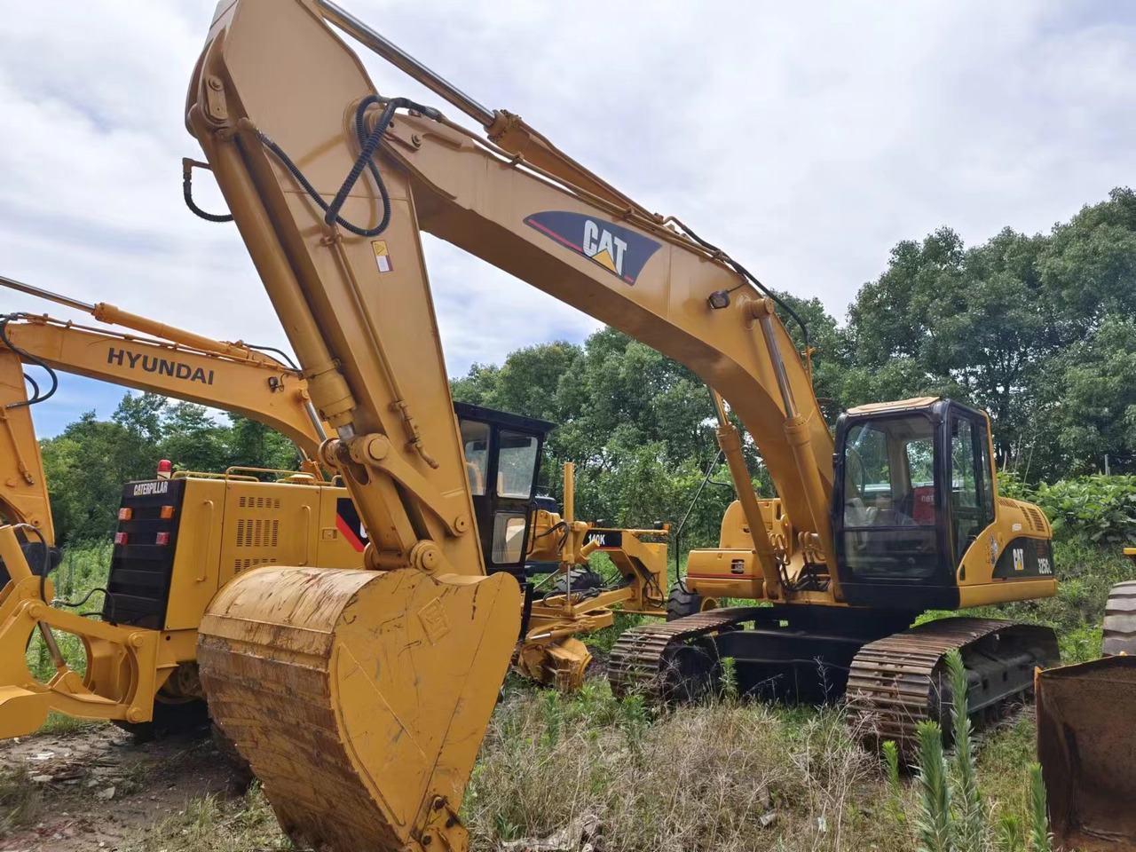 CATERPILLAR 325C - Máy xúc bánh xích: hình 1 CATERPILLAR 325C - Máy xúc bánh xích: hình 1