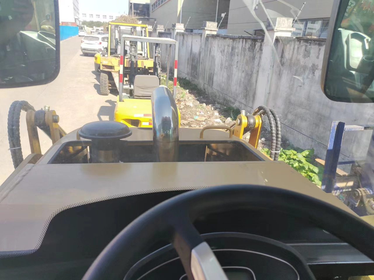 CATERPILLAR 420F - Máy xúc trước múc sau: hình 4 CATERPILLAR 420F - Máy xúc trước múc sau: hình 4