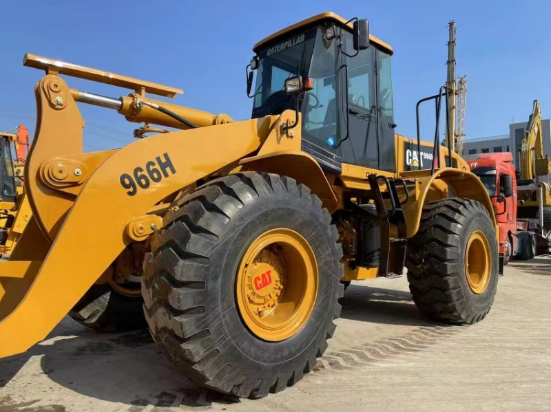 CATERPILLAR 966H - Máy xúc lật bánh lốp: hình 1 CATERPILLAR 966H - Máy xúc lật bánh lốp: hình 1