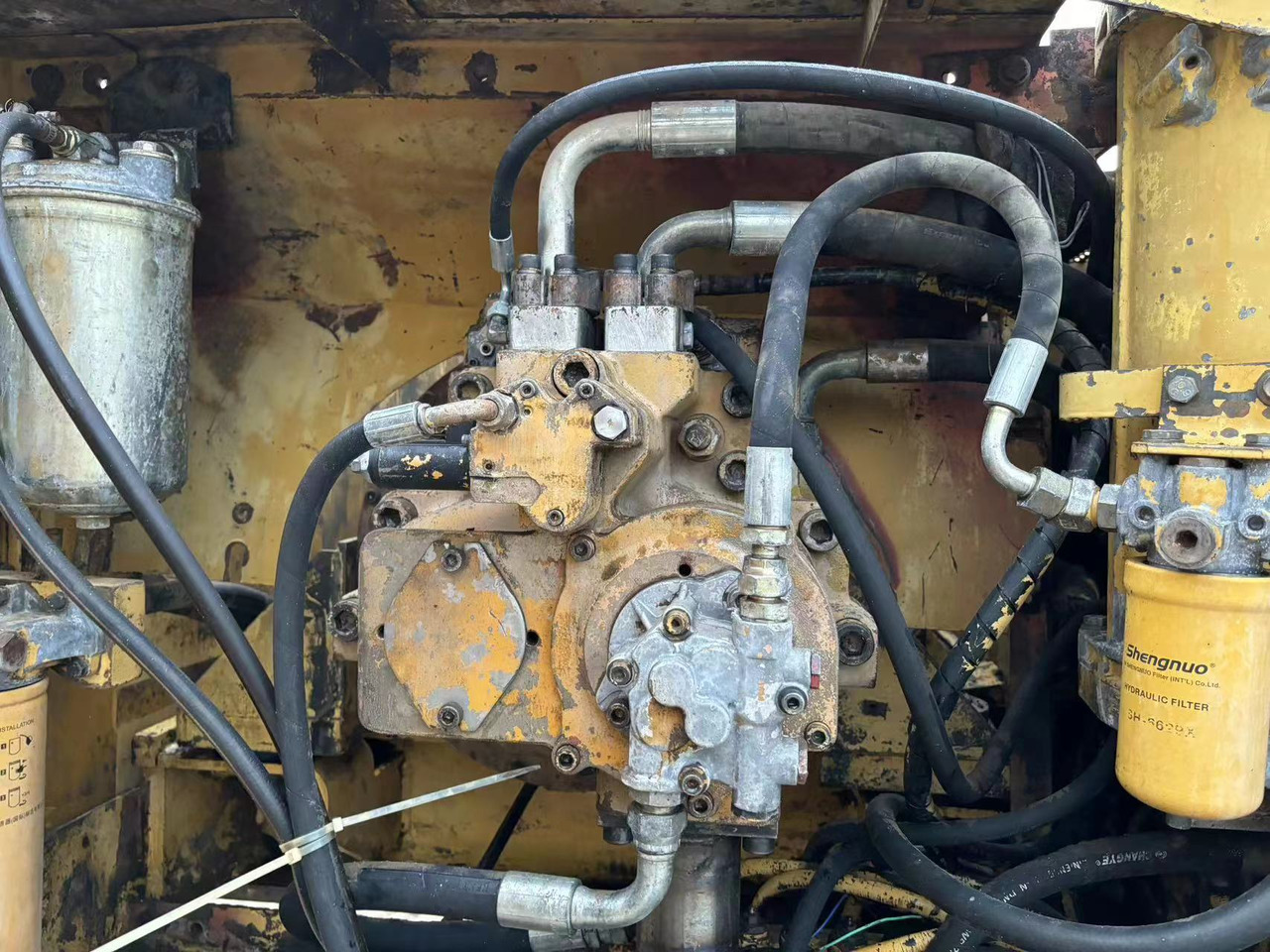 CATERPILLAR CAT 330BL Pile driver - Máy đóng cọc: hình 5 CATERPILLAR CAT 330BL Pile driver - Máy đóng cọc: hình 5
