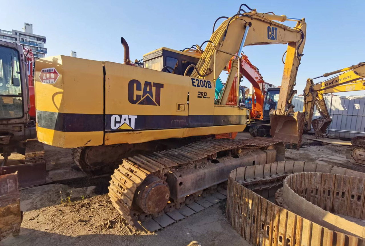 CATERPILLAR E200B - Máy xúc bánh xích: hình 1 CATERPILLAR E200B - Máy xúc bánh xích: hình 1