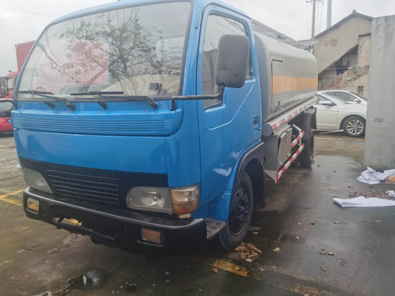 DONGFENG 6ton - Xe bồn: hình 2 DONGFENG 6ton - Xe bồn: hình 2