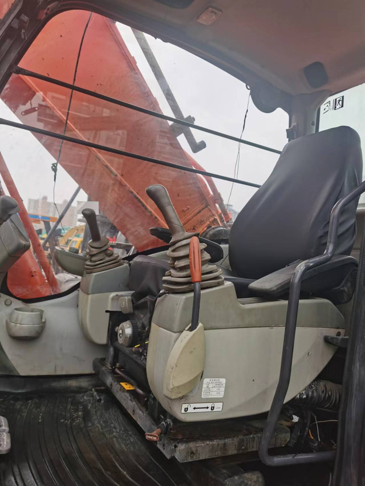 HITACHI ZX360H-5G - Máy xúc bánh xích: hình 4 HITACHI ZX360H-5G - Máy xúc bánh xích: hình 4